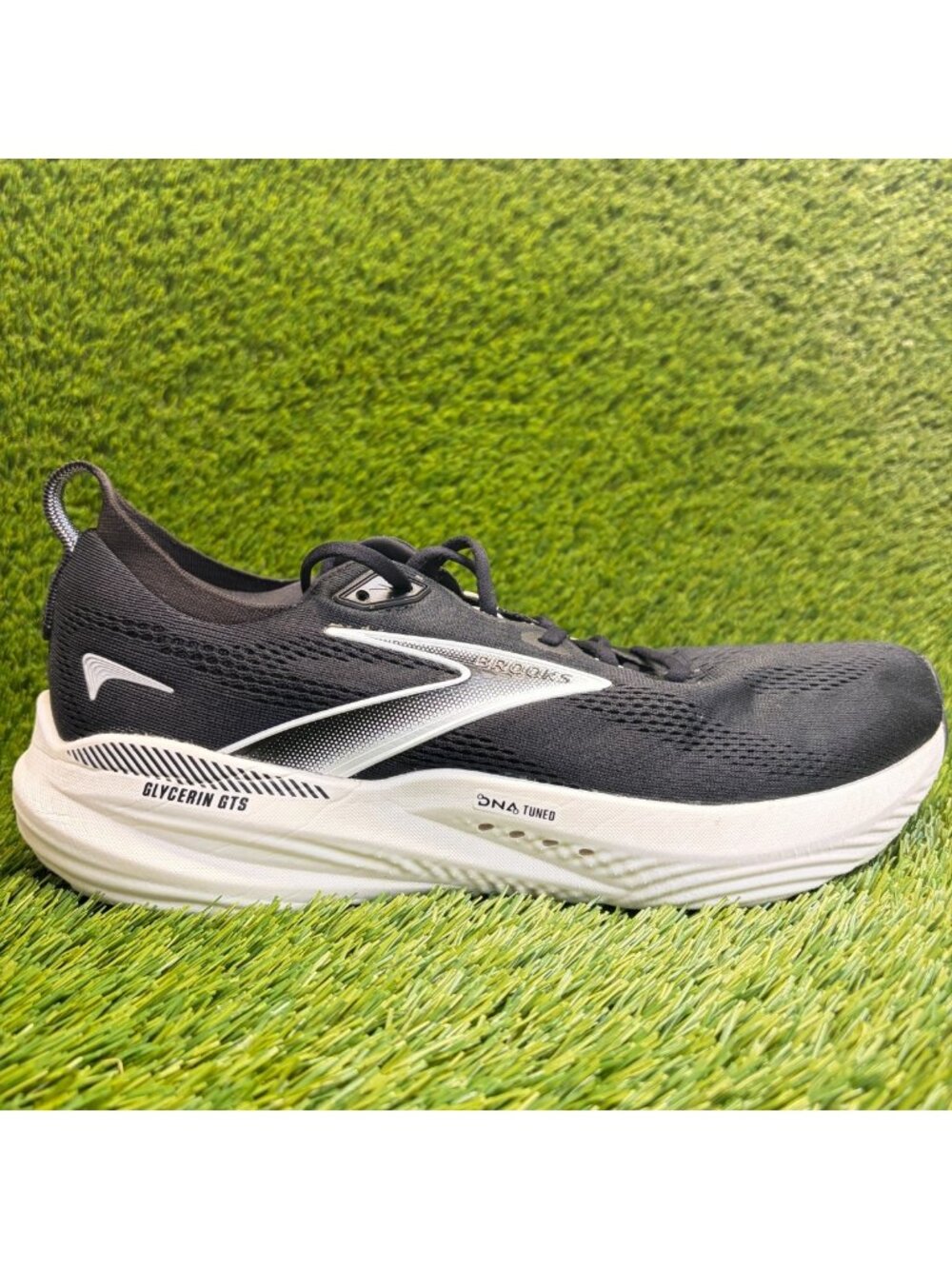 Brooks Glycerin GTS 22 Mens Size 12 Black White Athletic Running Shoes Sneakers